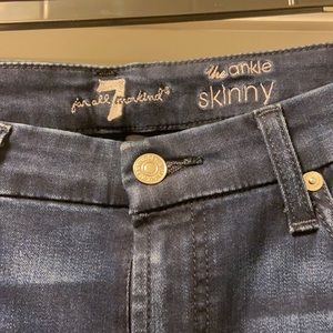 Ankle skinny jeans